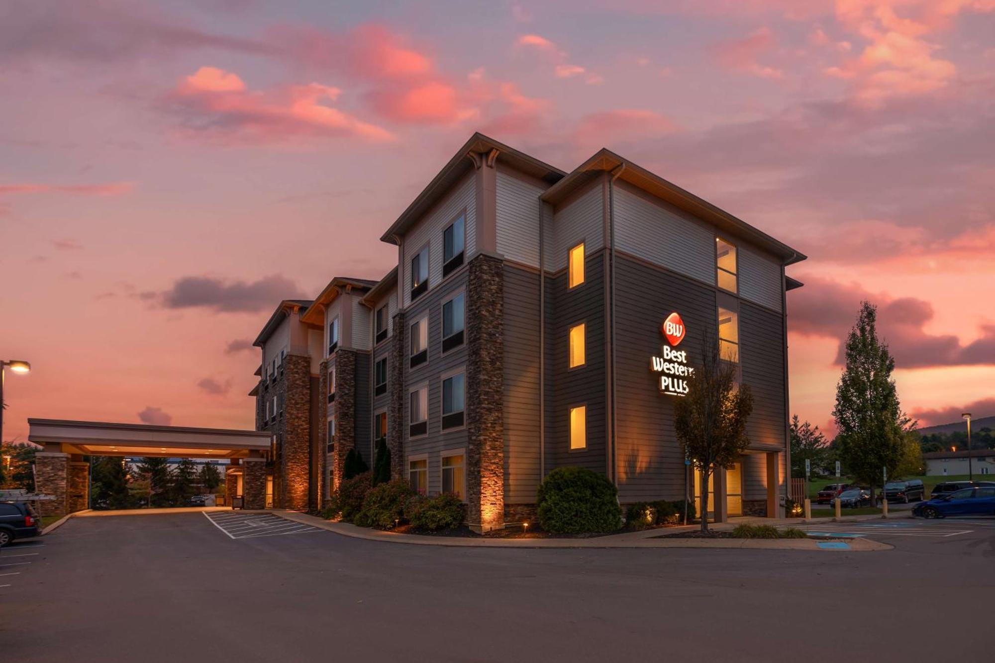 Best Western PLUS University Park Inn&Suites State College Exterior foto